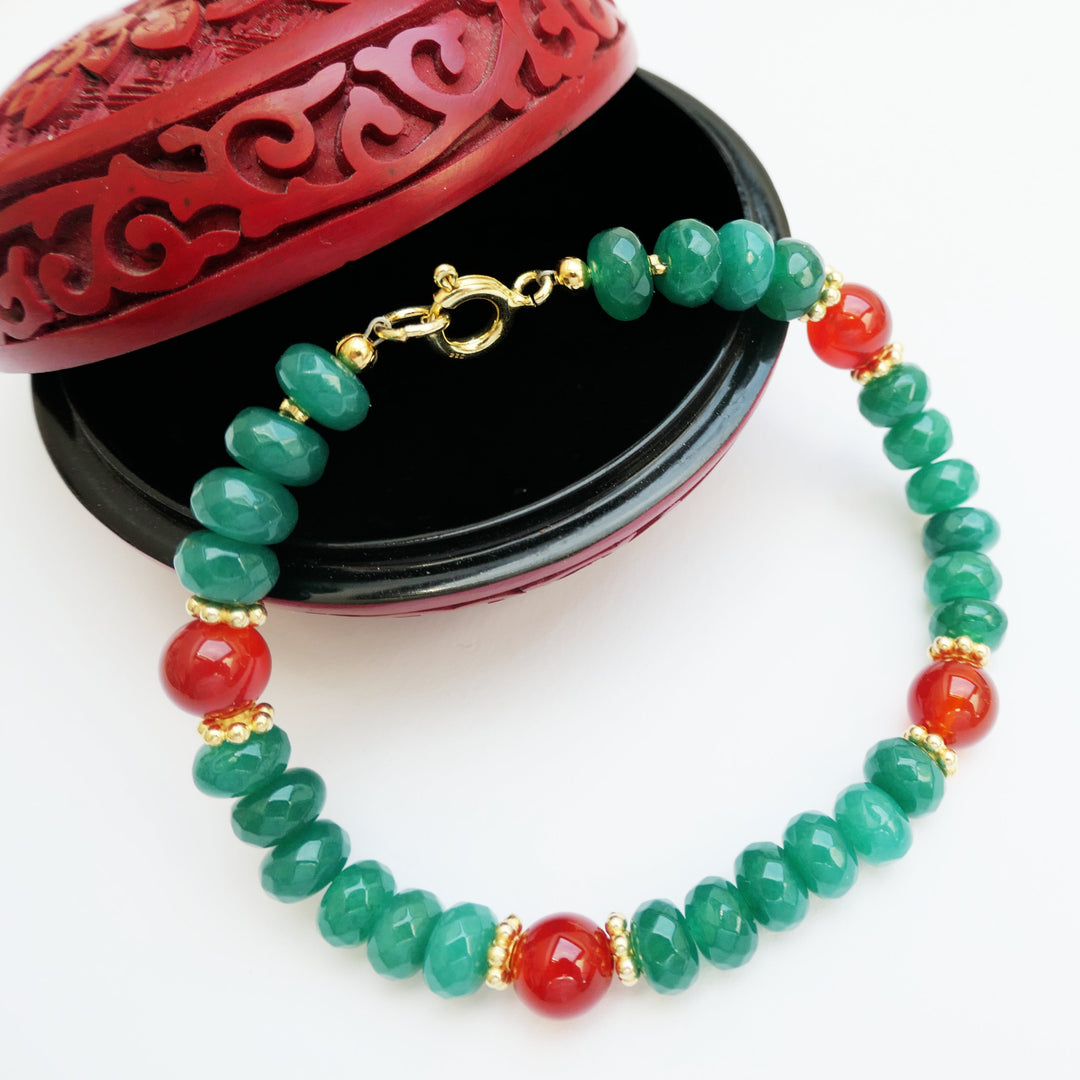 Armband mit grüner Jade und Aventurin