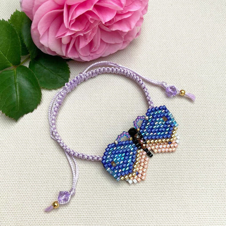 Armband mit Schmetterling aus Perlen, Detailansicht 