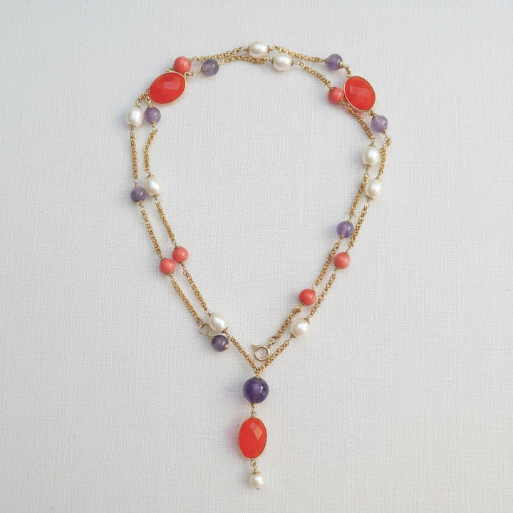 Y-Kette mit Amethyst, Koralle und Süßwasserperlen