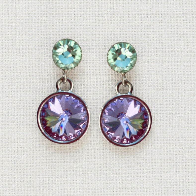 Kristall-Ohrstecker Violett und Grün mit Swarovski-Kristallen, versilbert – Perlotte Schmuck