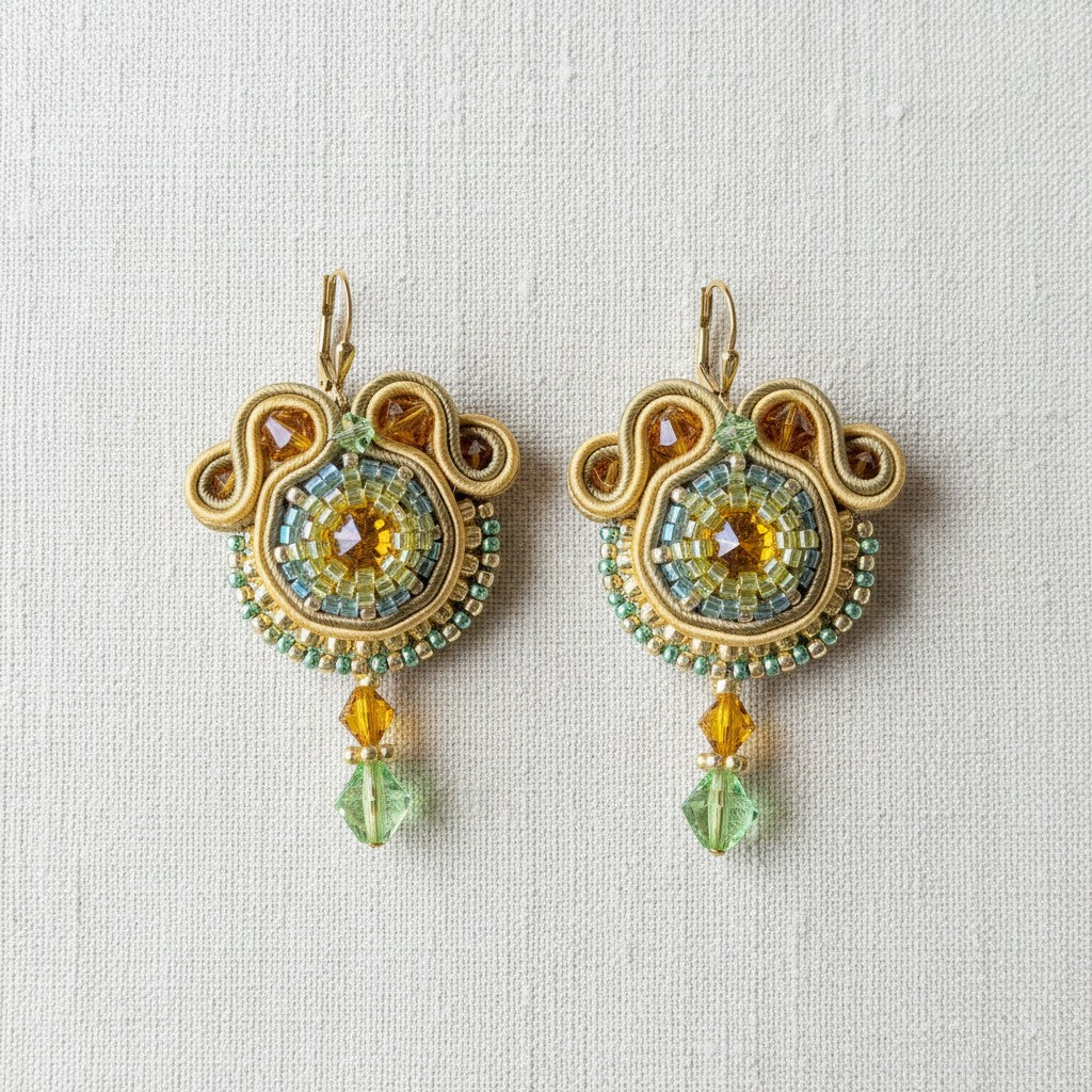 Soutache-Ohrringe Oliv-Gold mit Swarovski Kristallen