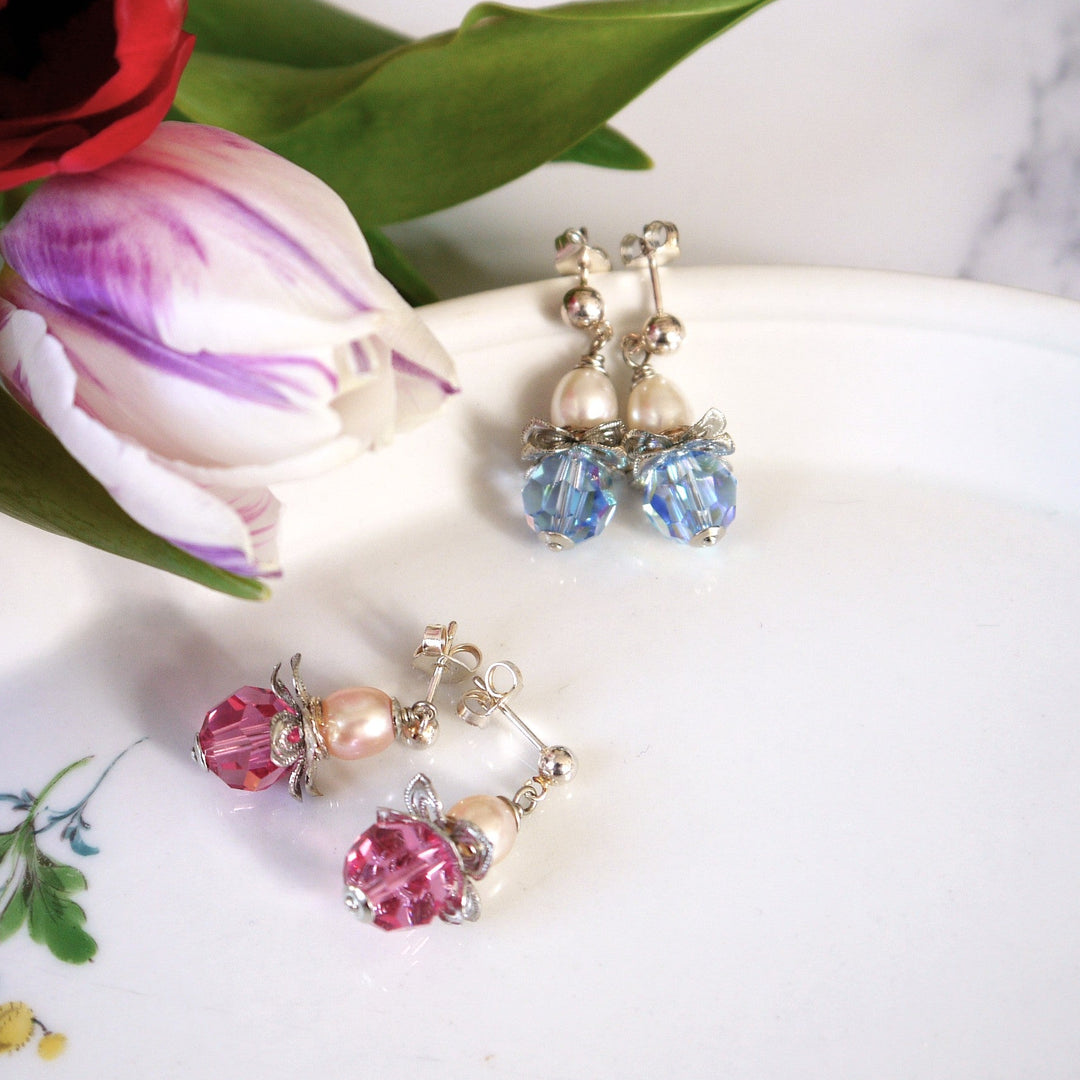 Süße Blütenohrringe mit Swarovski Kristallen
