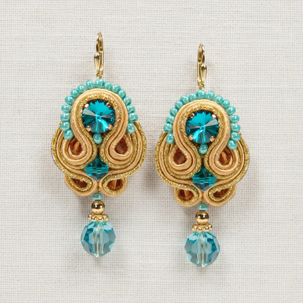 Soutache-Ohrringe in Gold und Türkis