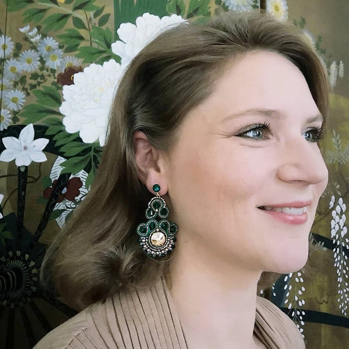 Soutache-Statement-Ohrringe handgenäht