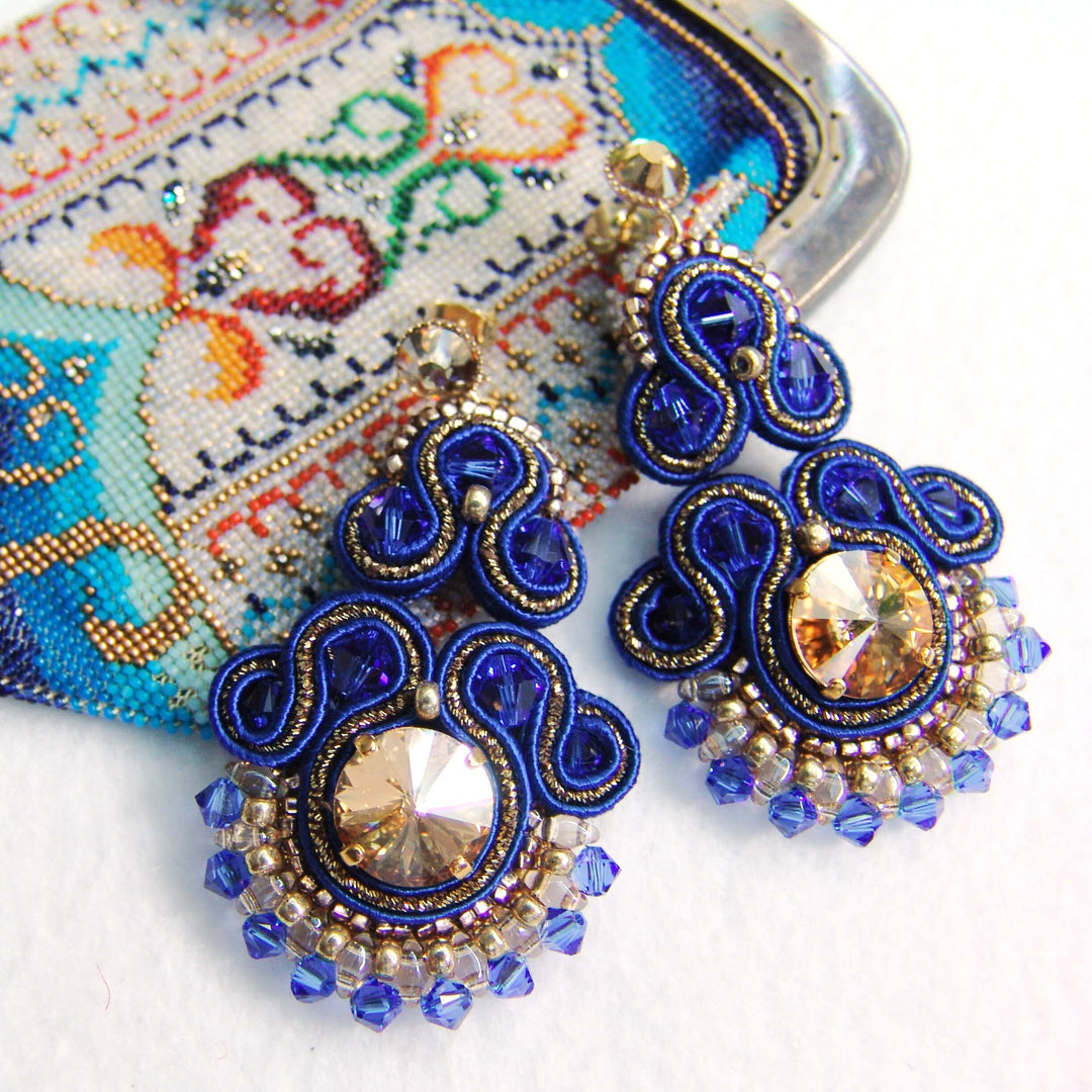 Soutache-Ohrringe Blau-Gold mit Swarovski Kristallen
