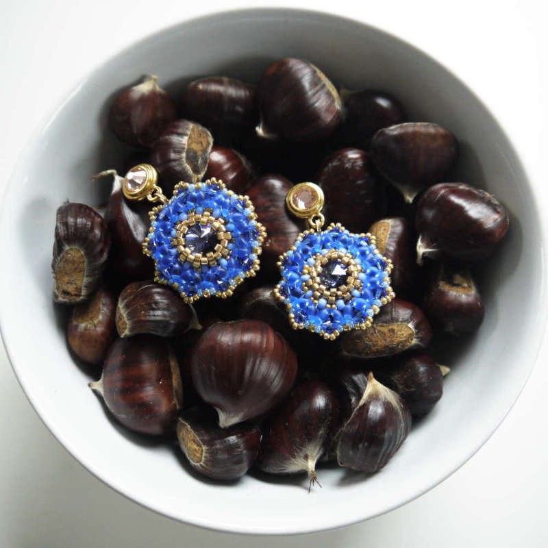Ohrring Rocailles-Blume in Gold