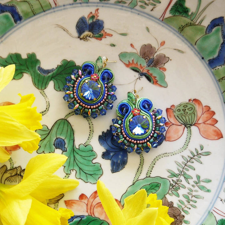 Runde Soutache Ohrringe in Blau 