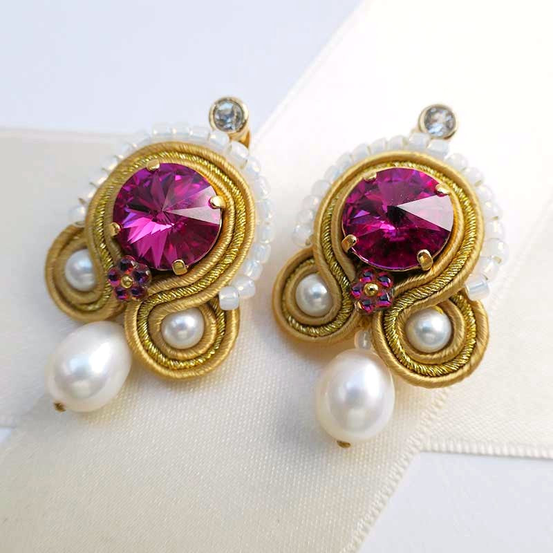 Soutache-Ohrringe Fuchsia-Weiß mit Perle
