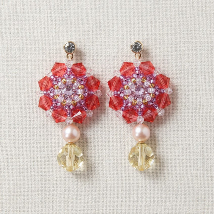 Kristall-Ohrringe in Rosa und Gelb mit Perle
