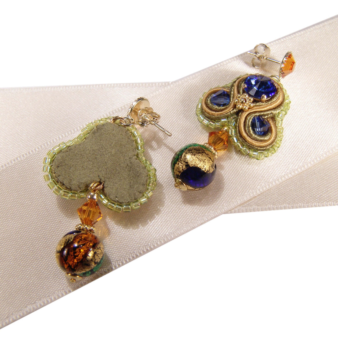 Soutache-Ohrringe mit Murano-Perle in Blau