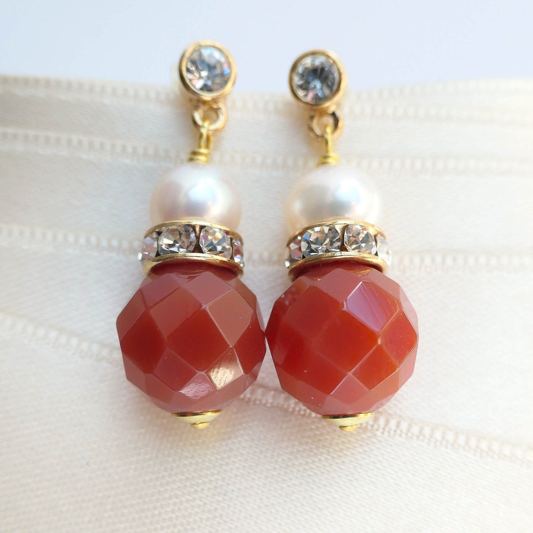 Rote Karneol Ohrringe mit Perle 