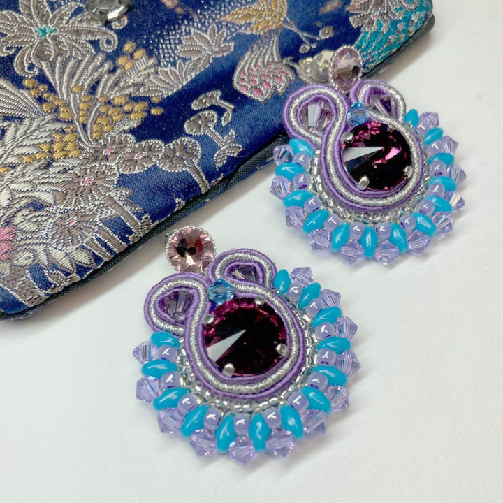 Handgefertigte Soutache-Ohrringe in Blau und Grün, Perlotte Schmuck