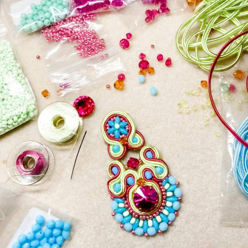 Making of : Bunte Soutache-Statement-Ohrringe