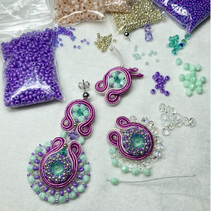 Soutache-Ohrringe in Türkis, Pink und Silber