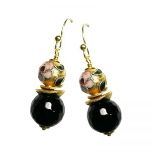 Ohrringe mit schwarzem Onyx und Cloisonné-Perle