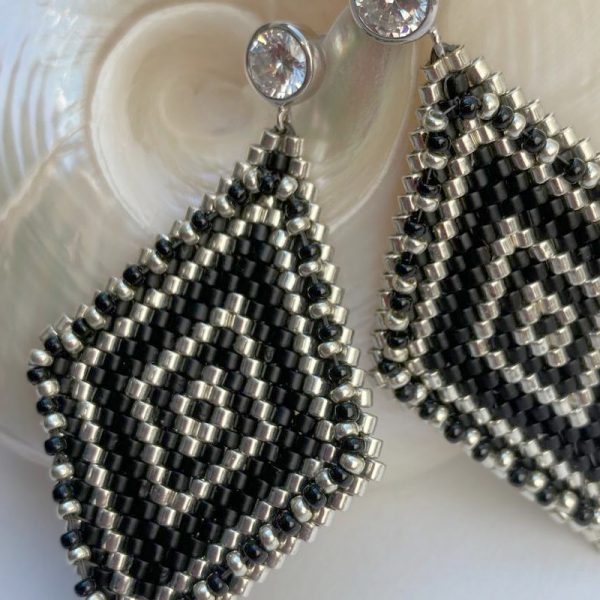 Ohrringe Perlenrauten in Schwarz mit Silber