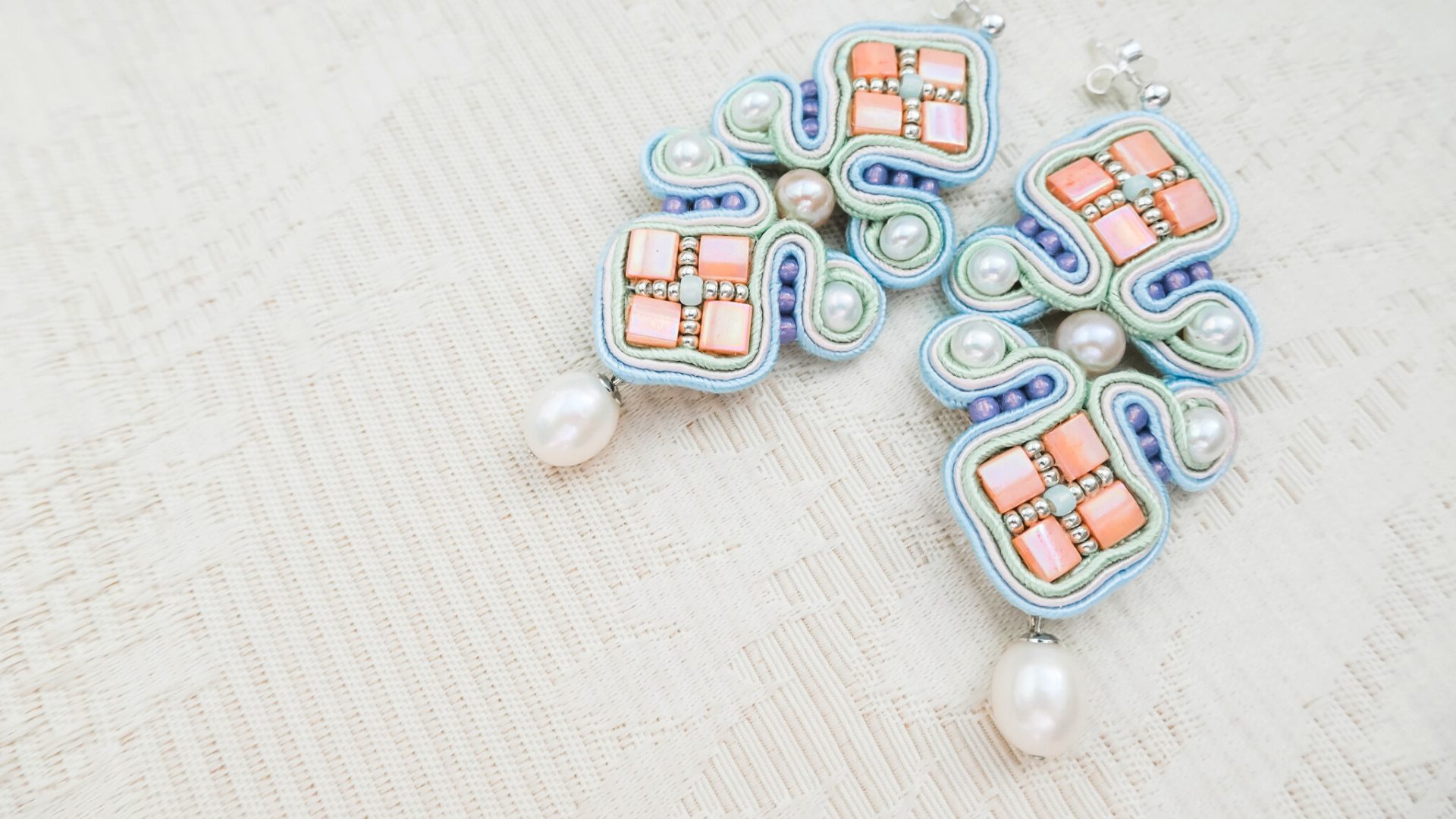 Perlotte-Hero-valentine