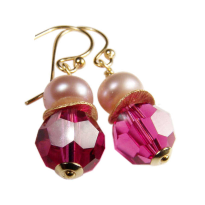 Klassische Ohrhänger mit Perle in Fuchsia – gold oder silber
