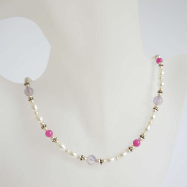 Perlenkette mit Ametin und rosa Jade