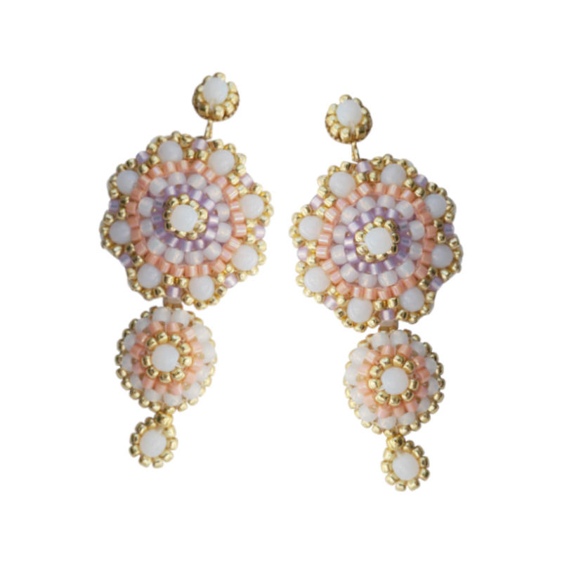 Statement Rocailles-Ohrringe in Weiß-Koralle und Gold